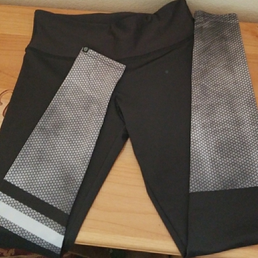 Onzie Striped Leggings